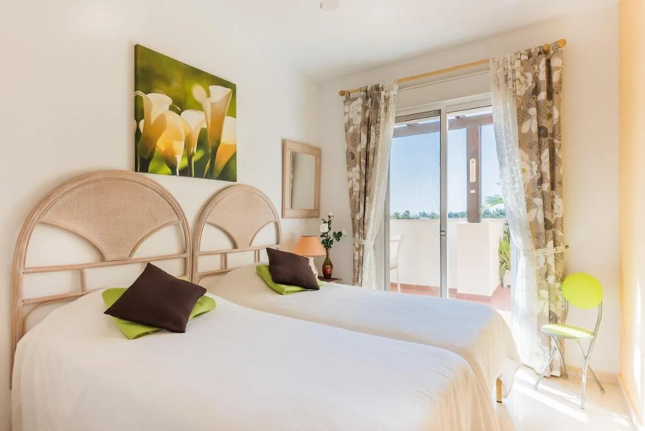 Wonderful Apartment 5 Minutes Flat Walk To The Centre Of La Cala De Mijas